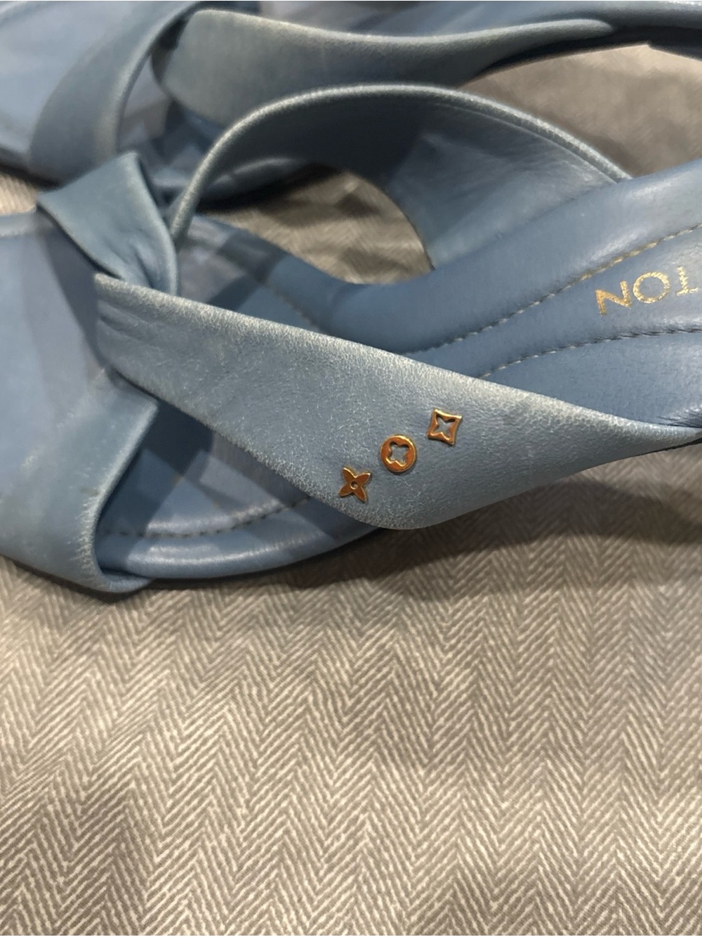 Louis Vuitton Light Blue Leather Crisscross Slide Sandals - Picture 7 of 9